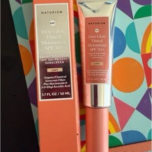 Naturium Dew Glow Tinted Moisturizer SPF 50 - Light Peach